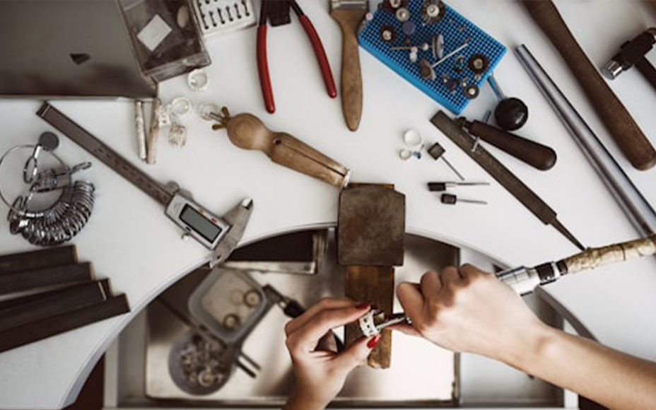 از فرآیند طراحی و ساخت طلا چه میدانیم؟ رونوشت